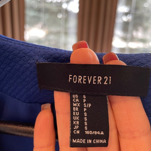 Cropped Blue Blazer - Picture 6 of 6